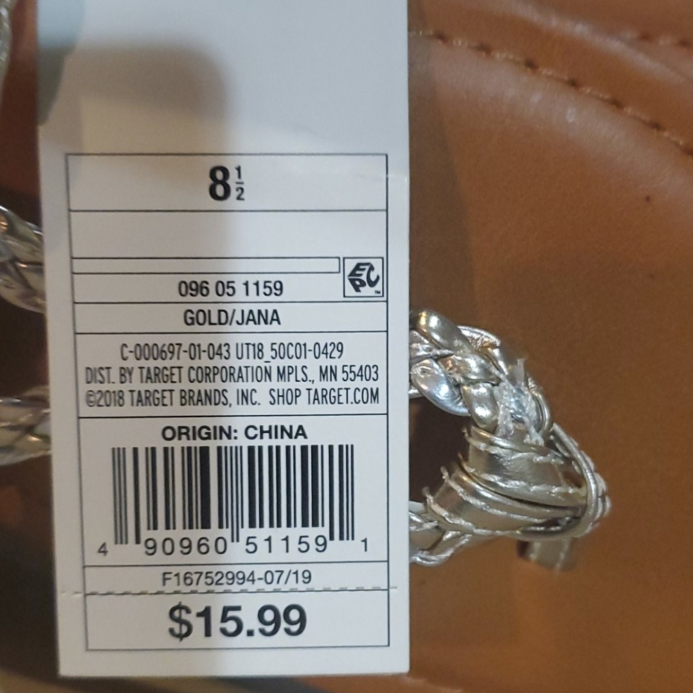 Sandals - Picture 4 of 4